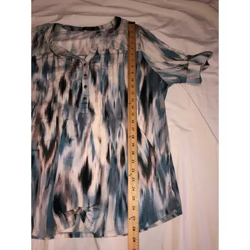 Tunic Top Size XL Lace Pleated Slinky Stretchy Knit Short Sleeve Blue Neutral