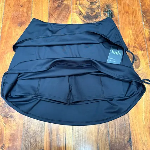Knix Studio Skort in Black M Size M