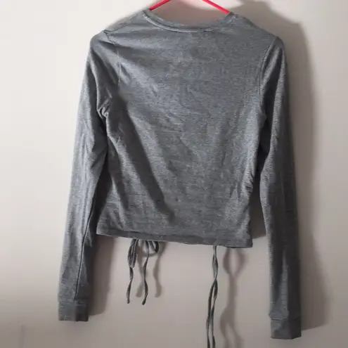 Kendall + Kylie  shirt. Fits XS