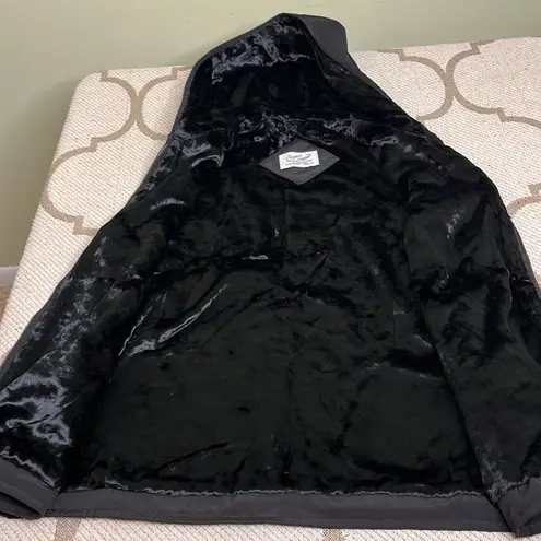 Vintage Crocodile Black Zip