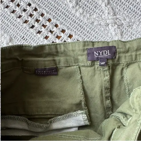 NYDJ Green Flat Front Shorts Casual Style