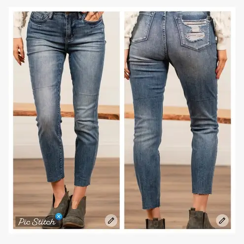 Judy Blue Shelly High Rise Relaxed Fit Jeans