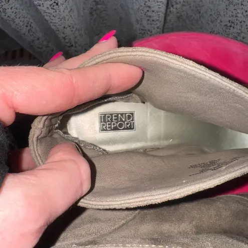 Brown Suede Ankle Booties with Relaxed Fit Tan Size 10