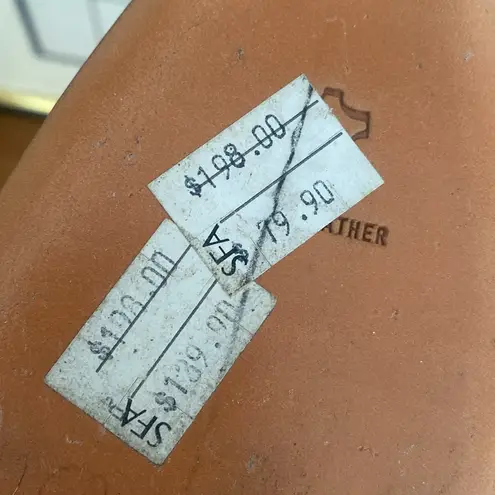 VINTAGE 80s 90s Bruno Magli Peach Pink Embossed Leather Pump Sz 10 Made in Italy