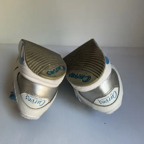 Vintage Curves for Women Walking Shoes White Blue Size 7 Sneakers