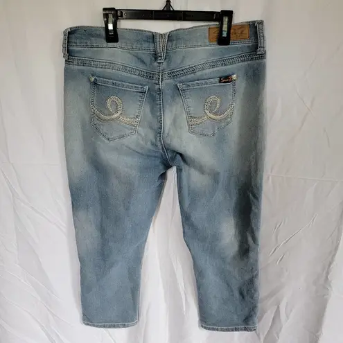 Seven7  Light Wash Mid-Rise Girlfriend Crop Denim Capri Women's Jeans Size 4