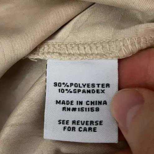 525 America mockneck champagne crinkled tank top sz M Size M