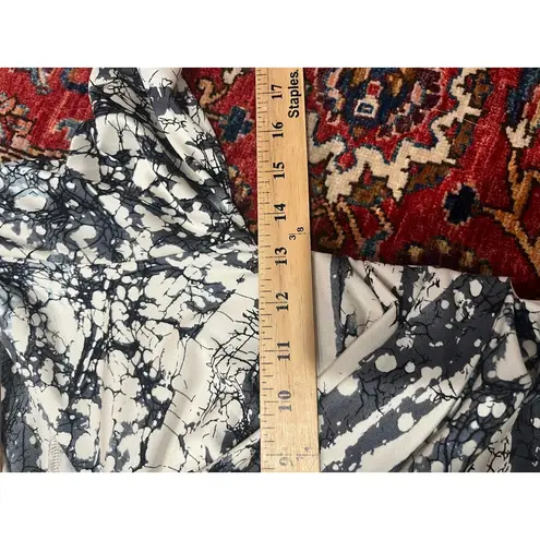 Diane Von Furstenberg  Bentley 100% Silk Fitted Ruched Dress Size 6