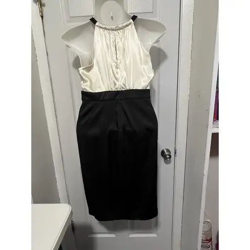Jones Wear Women’s Size 14 Cocktail Dress Black Ivory Satin Halter Neck Glam.