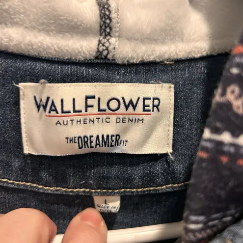 Wallflower Authentic Denim The Dreamer Fit Jean Jacket Hooded Womens Size L Blue Size L