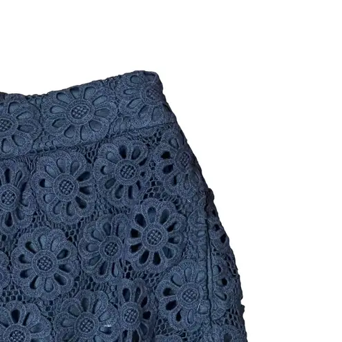 THML Crochet Lace Floral Shorts Pull On Navy Blue 100% Cotton Women Size Medium