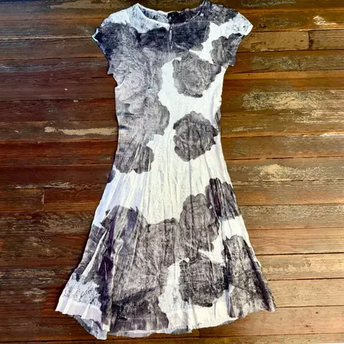 Komarov Black and White Floral Crinkle Midi Dress w/ Lace Shoulders