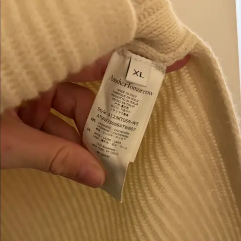 Another Tomororw cashmere MOCK NECK SLEEVELESS SWEATER White Size XL