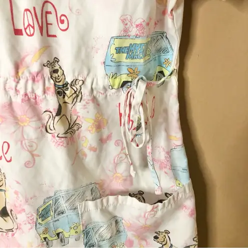 Scooby Doo Floral Love Peace Ruffle Lettuce Edge Scrub Top White Pink XS