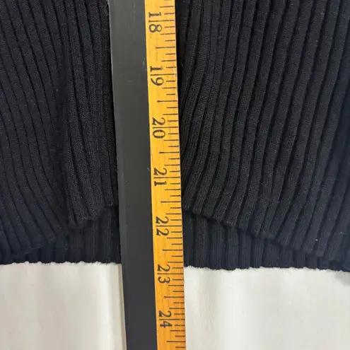 Dress Barn  Ribbed Sweater Womens XL Fitted Black Lace Neckline Stretch Y2K Party