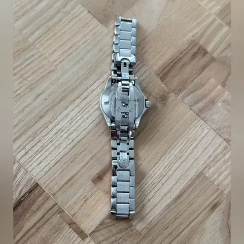 Raymond Weil Geneve Luxury Watch Mother of Pearl Dial Stainless Bracelet Silver