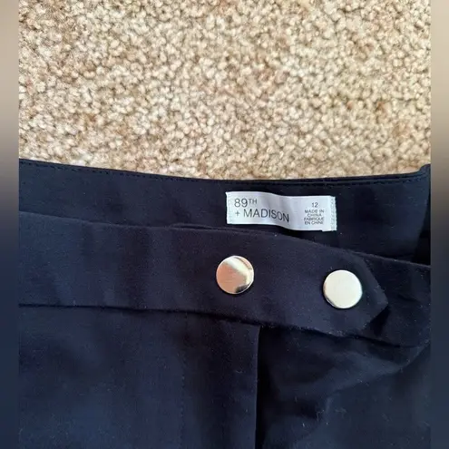 89th and Madison Black Trousers with Zipper Pockets size 12