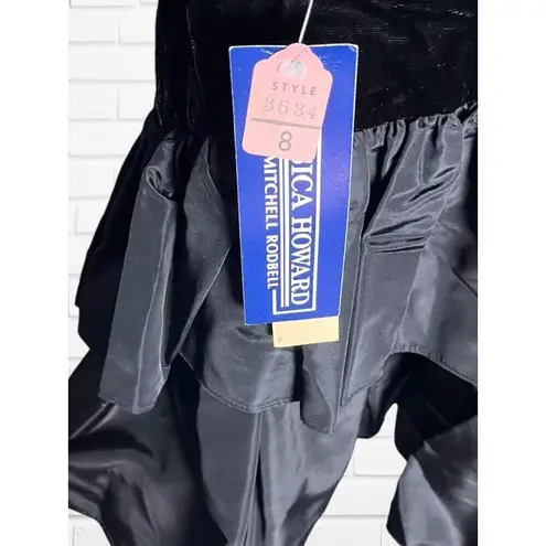 Jessica Howard Vintage 8 Ruffle Bottom Cocktail Dress Black Velvet Deadstock