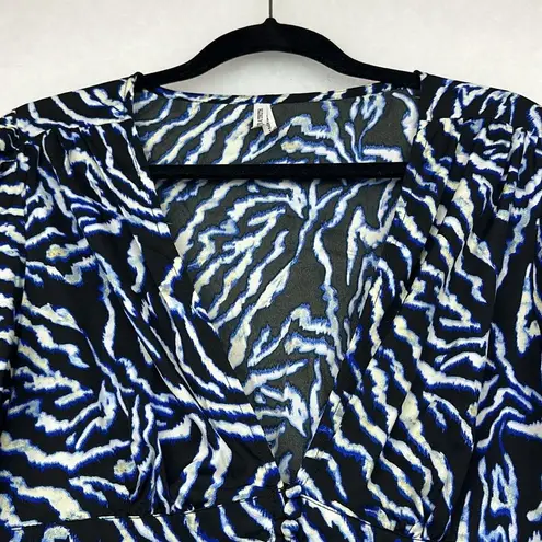 Live 4 Truth ANIMAL PRINT BALLOON PUFF LONG SLEEVES CROPPED BLOUSE Sz Large SMOCKED WAIST
