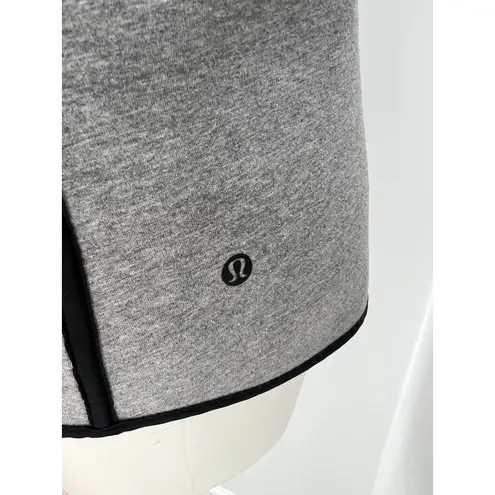 Lululemon  Insculpt Gray Black Reversible Vest 8