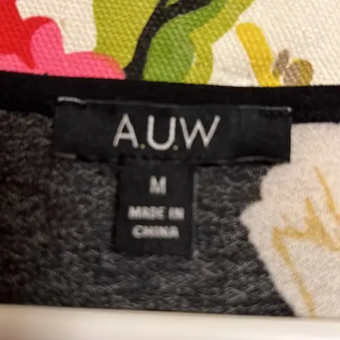 AUW Ladies cold shoulder blouse Sz M by A.U.W