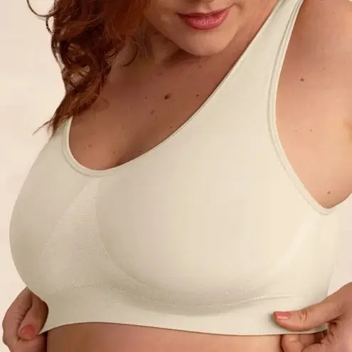 Truekind Everyday Throw