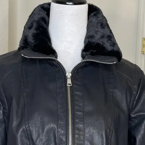 Baccini Women's Faux Leather Aviator Jacket Black Fur Collar Full Zip Size Large