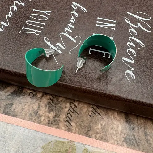 Vintage Green Enamel Half Hoop Earrings 80s 90s Retro Minimalist