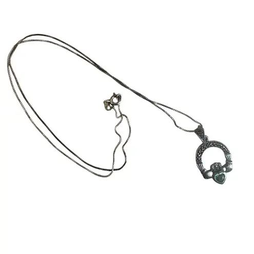 Solvar Heritage Sterling Silver Marcasite & Green Crystal Claddagh Necklace