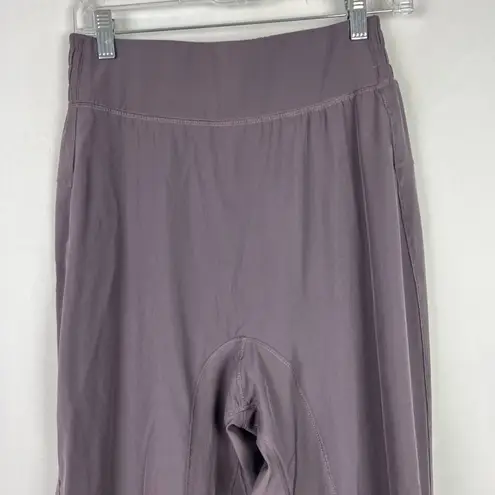 Halara NWT  High Waisted Elastic Waistband Casual Joggers Iris Purple Size Medium