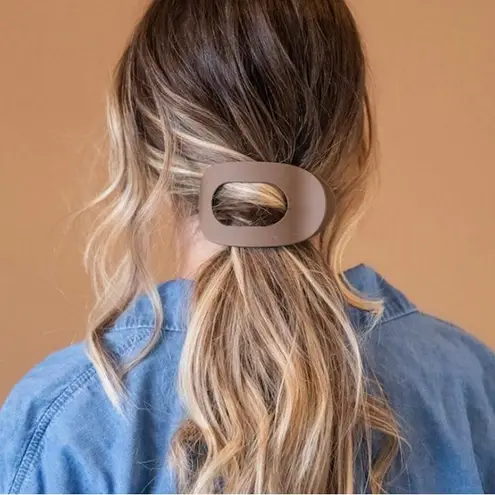 Large Oval Clip Set of 2