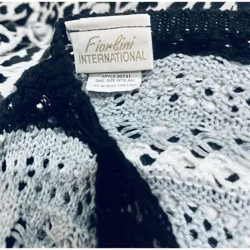 Ladies Fior Lini Black, White And Gray Poncho Sweater One Size Fits All