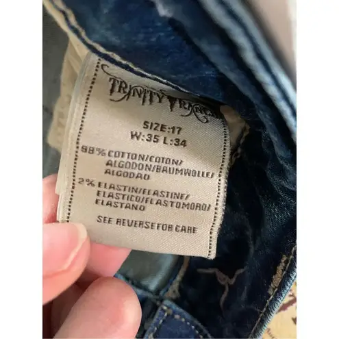 Montana West Trinity Ranch  Size 17 35x34 Women's Jeans Cross Embroidered