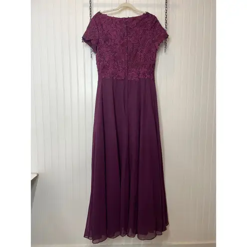 NWT Miao Duo Women’s Burgundy Gown Lace Fit And Flare Wedding Bridesmaid Size 12 Purple