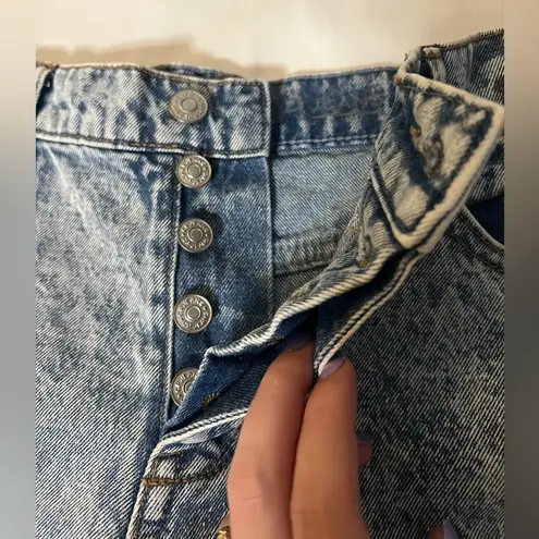 CP Jeans  Acid Wash Mom Denim Shorts