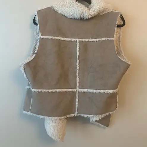 Olive & Oak Suede and Shearling Tan Drape Front Vest Size Large