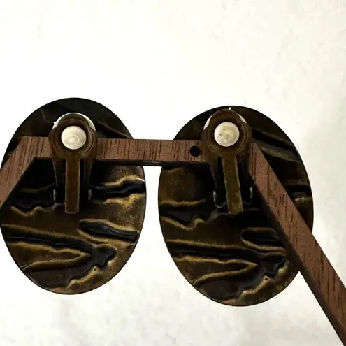 Vintage 80's Retro oval Painted Earrings