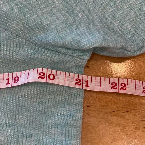 L.L. Bean Womens 1/4 Button Pullover Rugby Sweatshirt Mint Green Medium