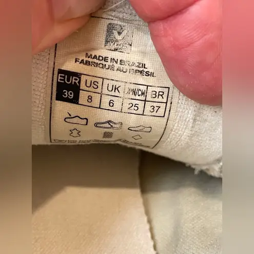 VEJA Women’s White CAMPO Sneakers Size 8