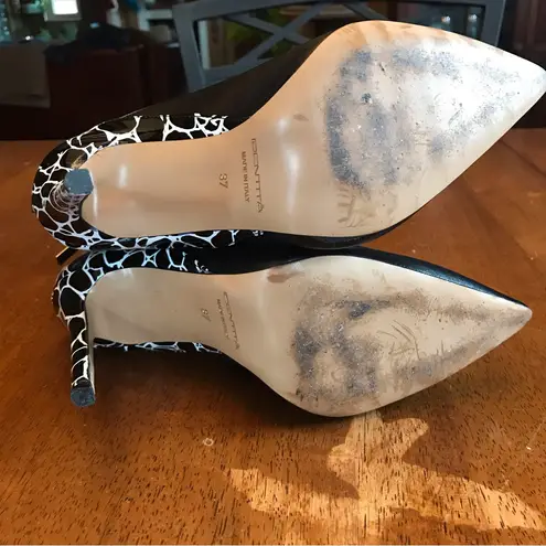 IDENTITA BLACK & WHITE ANIMAL PRINT BACK "CANDICE" STILETTO HEEL BOOTS (37) Size 7
