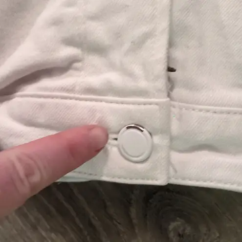 Good American  White Bombshell Shorts Size 16