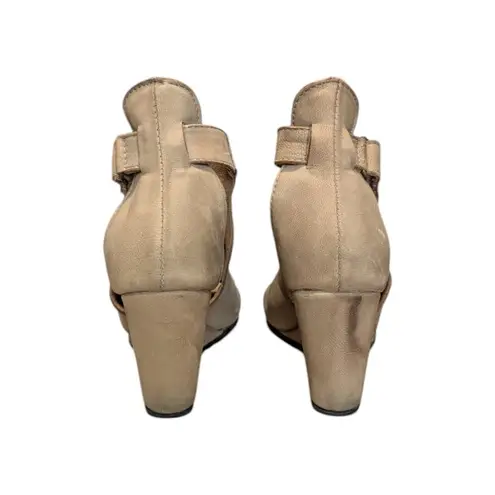 Diba True New Year Leather Wedge Sandals Peep Toe Tan Beige Womens 6 Heels Tan