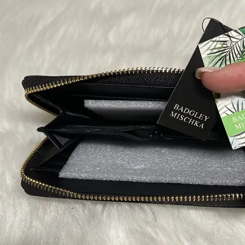 Badgley Mischka NWT Black Vegan Leather Wallet
