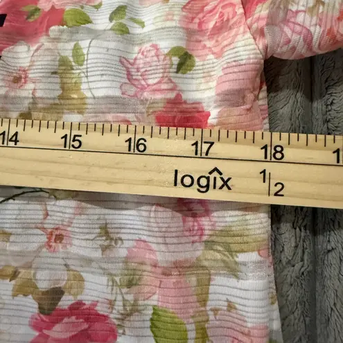 Sister Celebrate 36 the Little Things Floral Mesh Striped Cropped T