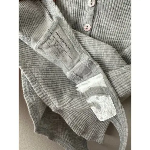 Anthropologie  Ribbed Henley Tee V-Neck Bodysuit in Light Grey Heather Size XS