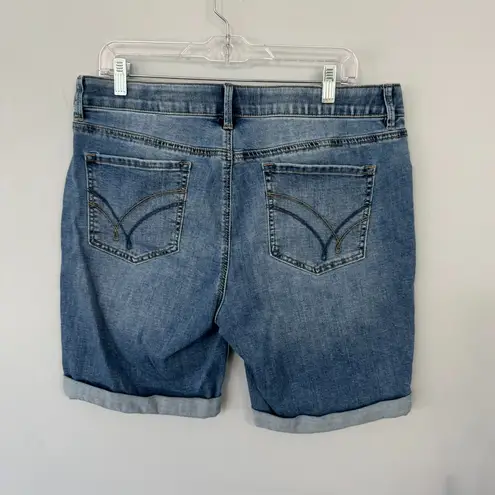 Lincoln Outfitters Distressed Patched Med Wash Jean Shorts Women's Plus Size 16