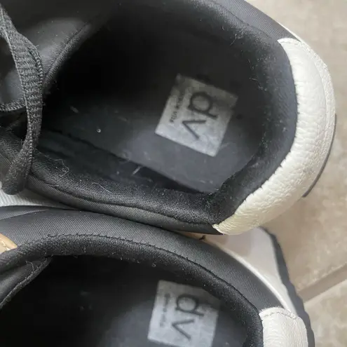 Dolce Vita Breela Platform Sneakers Shoes Black Tan & White Women's Size 9.5