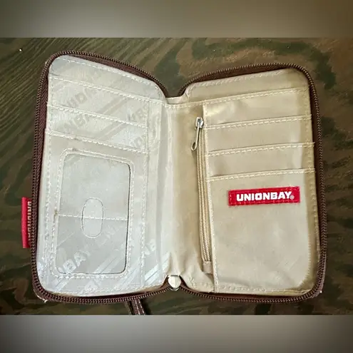 Unionbay  Owl Zip Wallet with Strap - Image 3