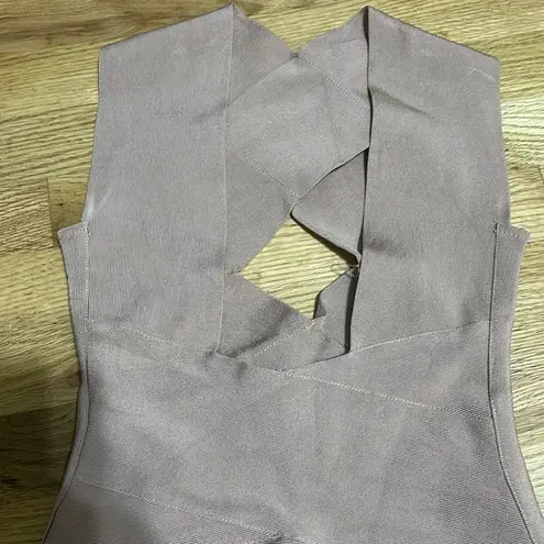 None Chic Pink One Piece Swimsuit with High-Cut Leg