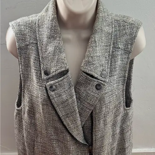 NWT Addison Gray full zip snap button lined vest with pockets, size M outdoors Size M